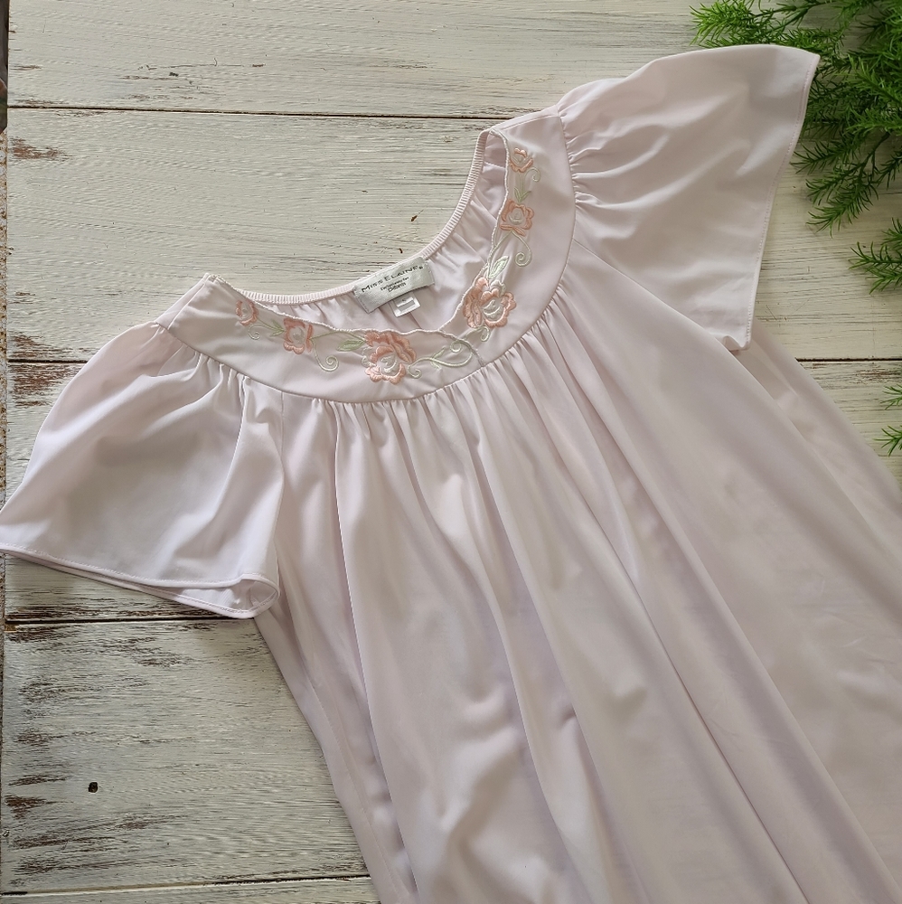 Miss Elaine Small Pink Embroidered Nightgown